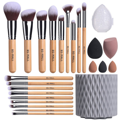 Set de 18 pinceaux de maquillage roses, set pratique avec seau rotatif et coussin poudre, comprend des pinceaux de maquillage en forme de baril.