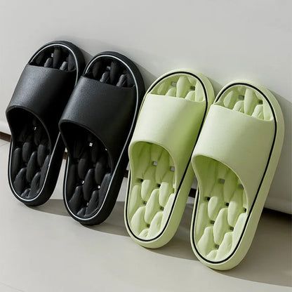 Chaussons de bain à design antidérapant, semelle épaisse pour l'été, chaussons de maison pour femmes et hommes, pour sol et chambre.